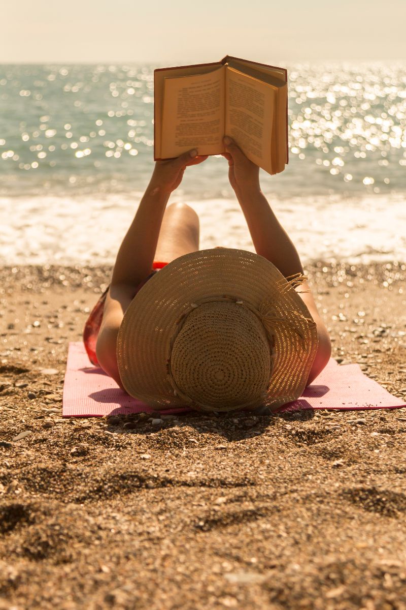 Jane's Beach Books & Surf Shop